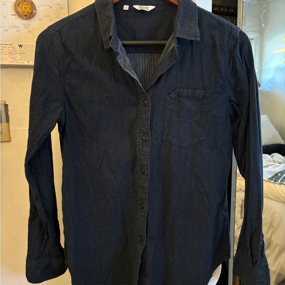 Bridge & Burn Dark Blue Long Sleeve Shirt size small